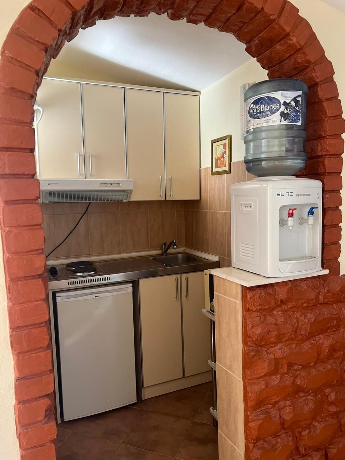 Apartments Moracanin Sutomore Εξωτερικό φωτογραφία