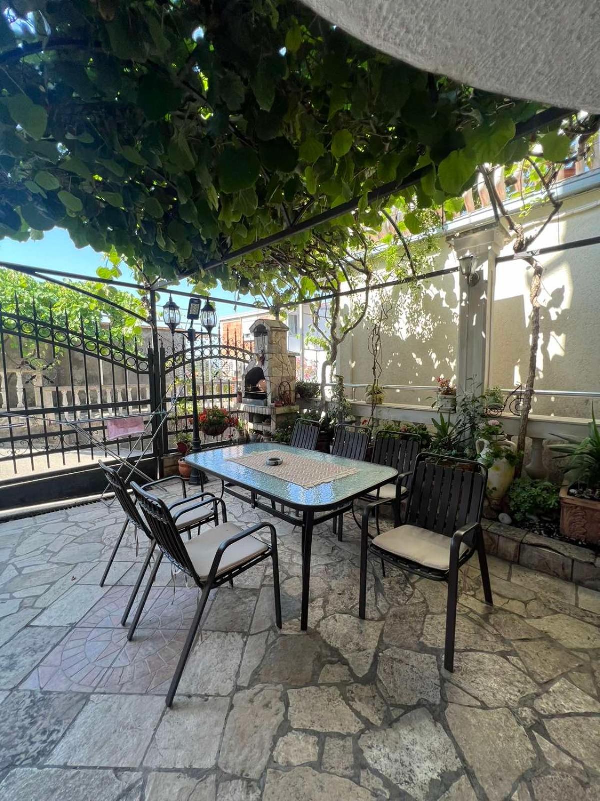 Apartments Moracanin Sutomore Εξωτερικό φωτογραφία