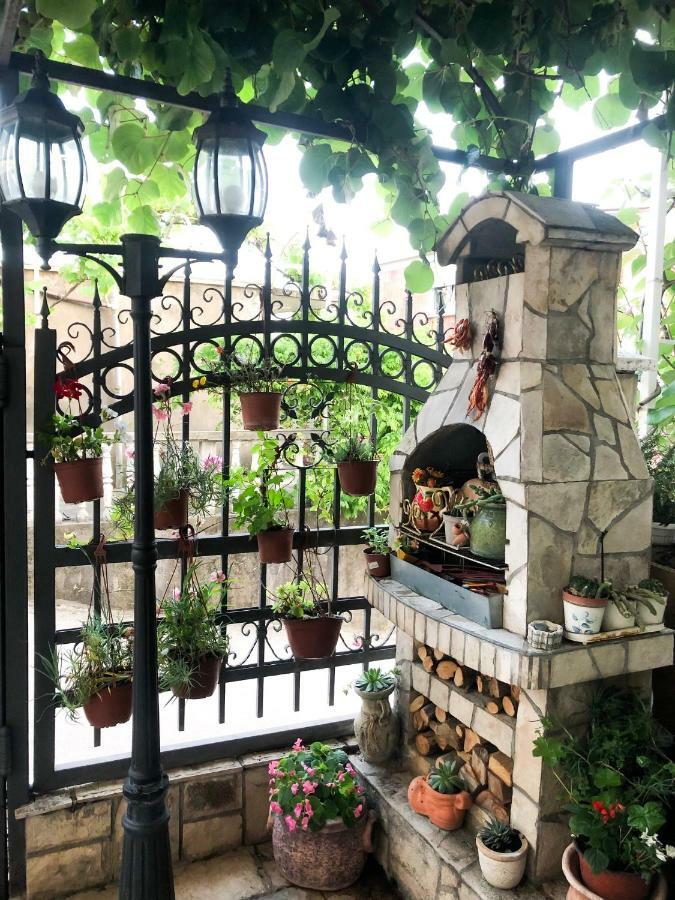 Apartments Moracanin Sutomore Εξωτερικό φωτογραφία